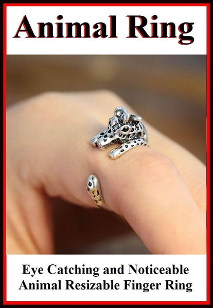 Beautiful Giraffe Resizable Finger Ring.