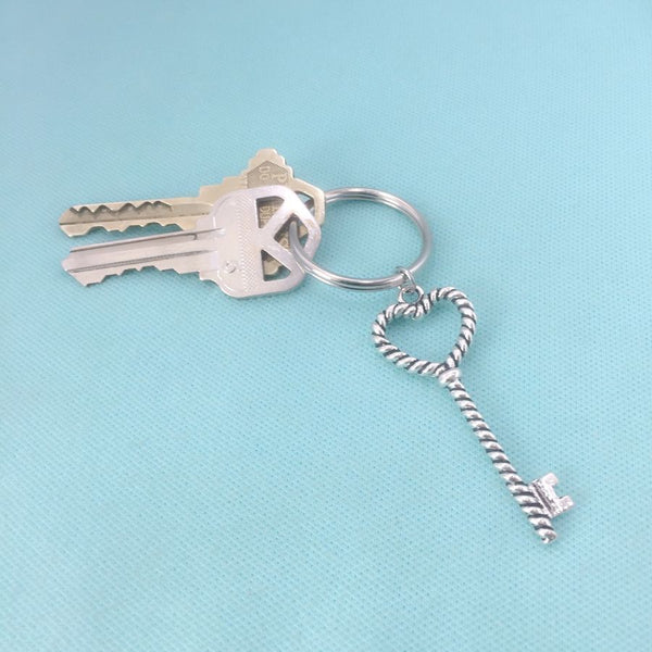 Beautiful Large Skeleton Twisted Design Heart key Charm Key Ring.