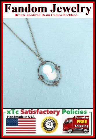 Resin Cameo anodized Bronze Chain Necklace.