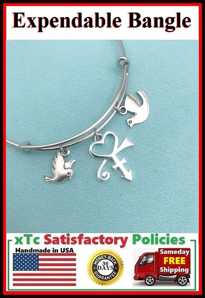 Great Singer Symbol & Doves Charm Expendable Bangle.