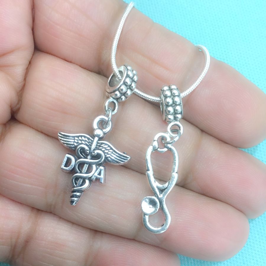Medical Bracelet Charms : Dental Assistant and Stethoscope Charms.