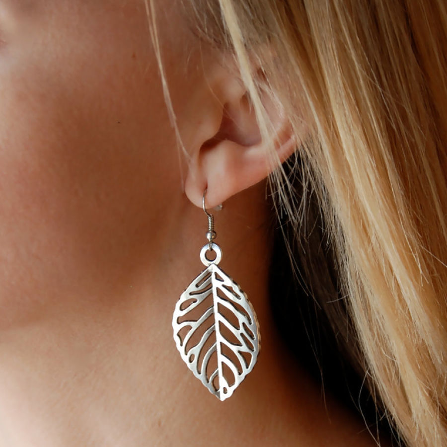 STUNNING Large 2" Silver FILIGREE LEAF Dangle Earrings.