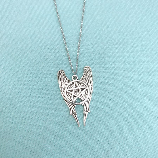 STUNNING COMBINATION of WINGS and PENTAGRAM Necklace.