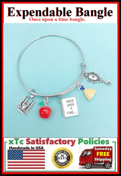 SNOW WHITE, 3D Color Charms Expendable Bangle.