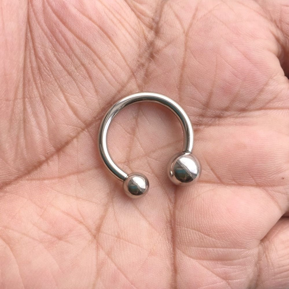 Sterilized Surgical Steel 10g Horseshoe to stop Ball Sinking in PA Pie –  xtc-jewelry