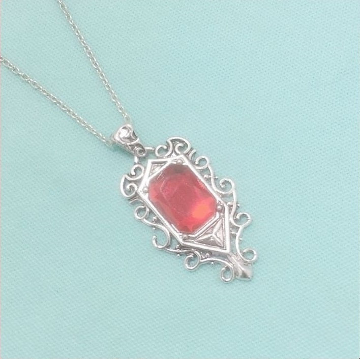 Isabelle Lightwood Ruby Necklace.